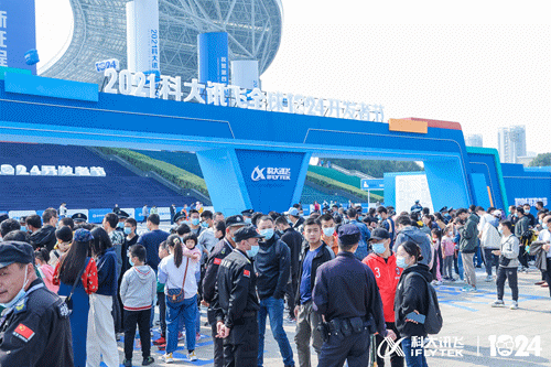 尊龙人生就是博d88，炫酷、硬核、吸睛……多图带你回顾102